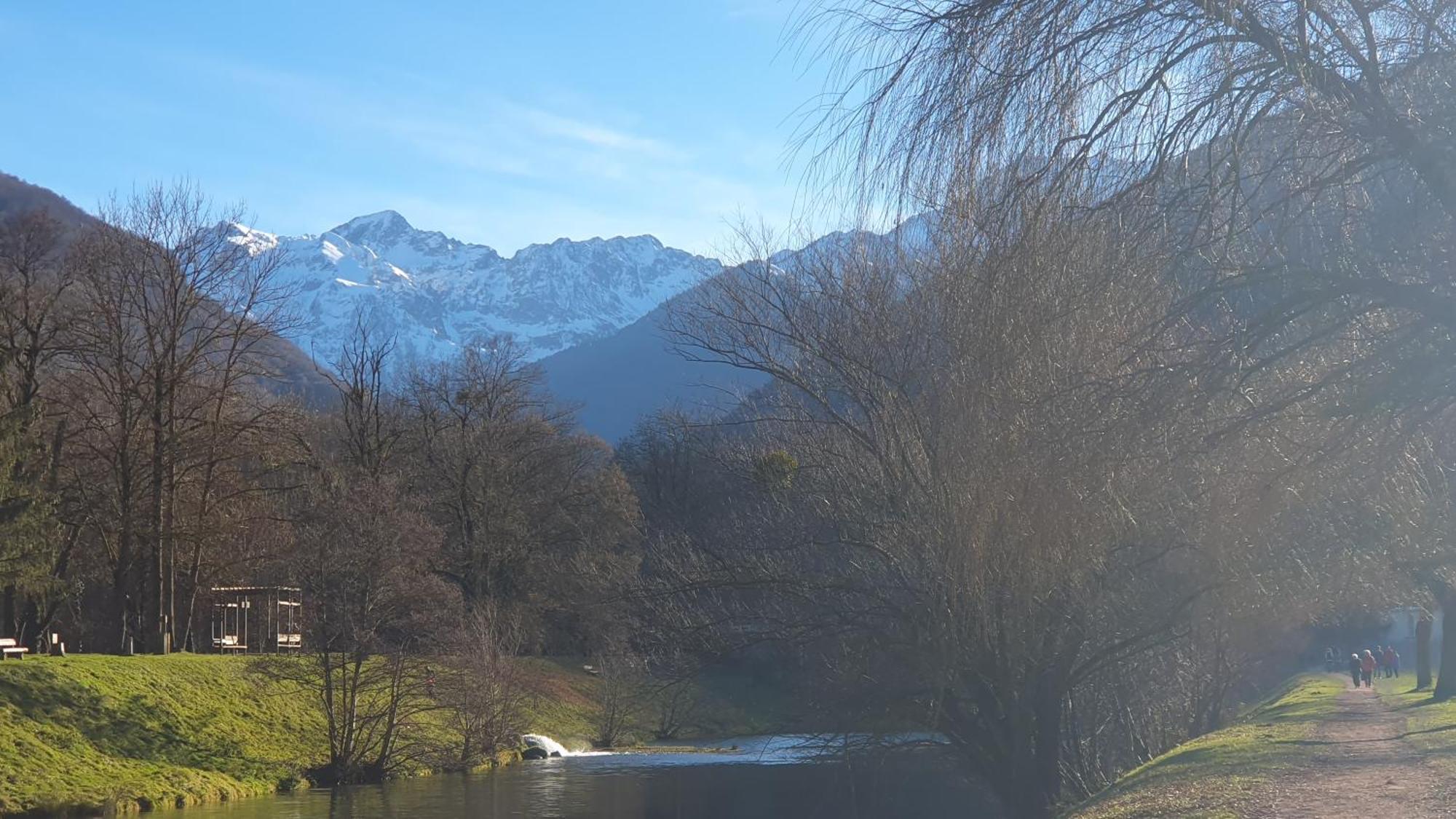 Appartement T2 4 Personnes Wifi Et Climatisation Bagnères-de-Luchon Zewnętrze zdjęcie